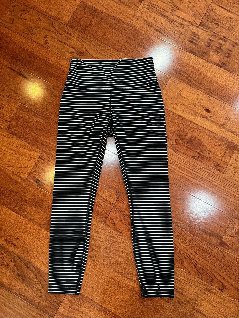 Lululemon Wunder Under High Rise Legging Size 8 NWOT
